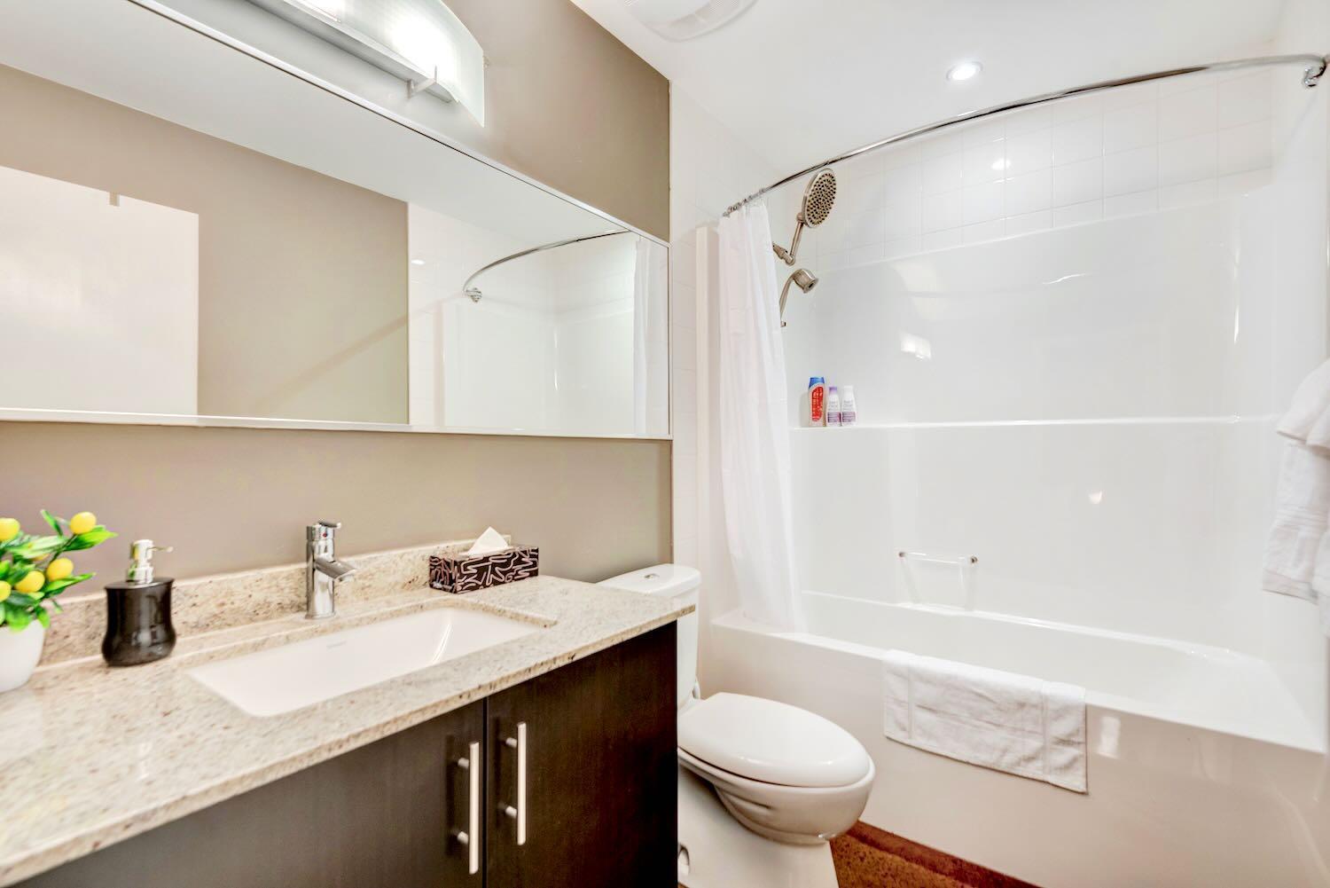 Modern 2Br Condo - King Bed - Downtown City Views 卡加利 外观 照片